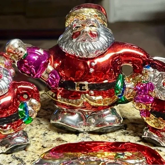 Style-Eyes by Baum Bros. Mini- 10 Piece Tea Set Metallic Santa Claus (New) - Picture 7 of 12